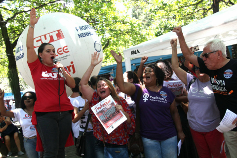 Professores no Rio de Janeiro dizem NÃO para as Reformas da Previdência e Trabalhista