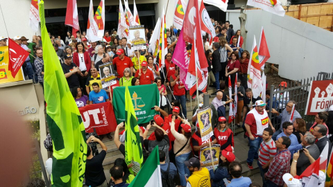Rio Grande do Sul está nas ruas! #DerrubaReforma