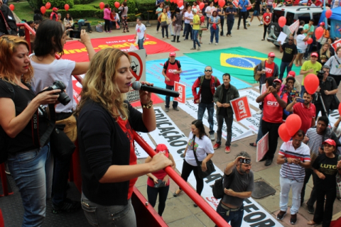 BH nas ruas contra Reformas